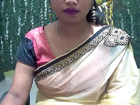 shallykaur online show from July 24, 3:59 am