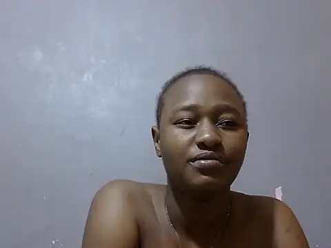 Snapshot of Petite_Ebony10 chatting on June 6, 4:55 pm Petite Ebony10 online show from June 6, 4:55 pm