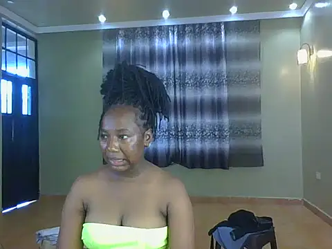 Snapshot of Mariana_150 chatting on May 31, 8:32 am Mariana 150 online show from May 31, 8:32 am