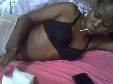 Snapshot of hot_petrah chatting on May 31, 10:44 pm hot petrah online show from May 31, 10:44 pm