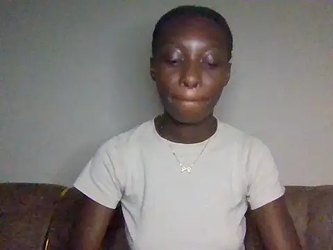 miss petite0 online show from June 8, 1:28 am