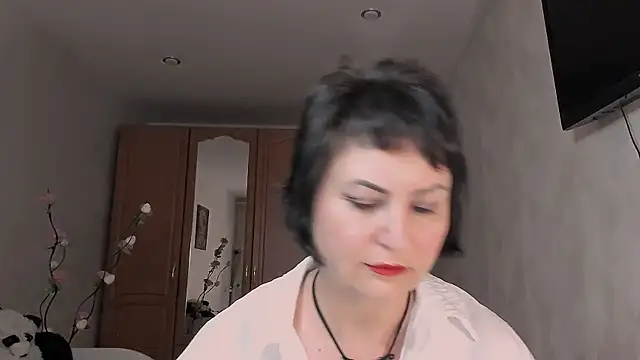 Helen Beller online show from July 23, 2:37 pm