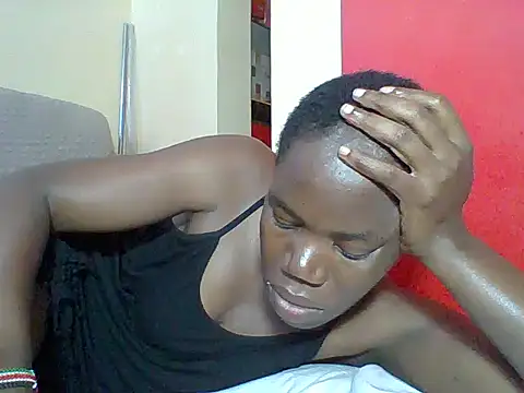 Snapshot of Blacksexyqueen24 chatting on July 3, 7:48 am Blacksexyqueen24 online show from July 3, 7:48 am