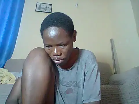 Snapshot of Blacksexyqueen24 chatting on July 20, 3:54 am Blacksexyqueen24 online show from July 20, 3:54 am