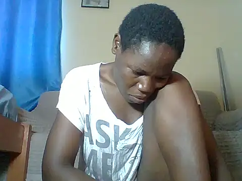 Snapshot of Blacksexyqueen24 chatting on July 22, 1:03 pm Blacksexyqueen24 online show from July 22, 1:03 pm