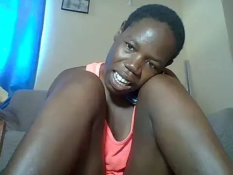Snapshot of Blacksexyqueen24 chatting on July 27, 12:01 pm Blacksexyqueen24 online show from July 27, 12:01 pm