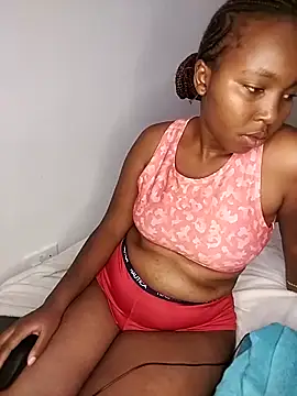sexyygyall online show from June 5, 11:43 pm