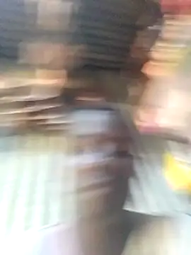 Snapshot of SpiceDiana1 chatting on June 5, 7:47 am SpiceDiana1 online show from June 5, 7:47 am