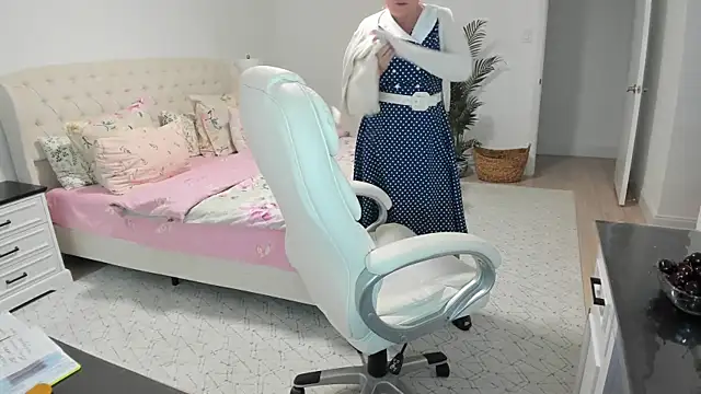 Vika73 online show from July 17, 11:50 am
