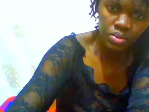 Snapshot of Cutie_kitie chatting on June 9, 7:47 pm Cutie kitie online show from June 9, 7:47 pm