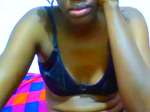 Snapshot of Cutie_kitie chatting on June 11, 5:38 am Cutie kitie online show from June 11, 5:38 am