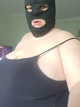 Snapshot of lolitat24 chatting on June 11, 6:11 am lolitat24 online show from June 11, 6:11 am