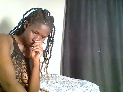 Snapshot of kee_vigin chatting on June 3, 2:33 pm kee vigin online show from June 3, 2:33 pm