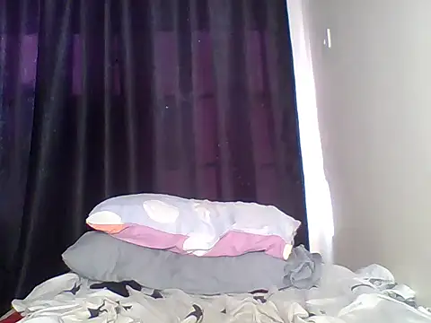 Snapshot of kee_vigin chatting on June 15, 4:47 am kee vigin online show from June 15, 4:47 am