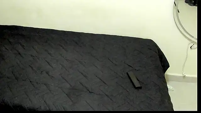 Snapshot of Joao_da_silva19 chatting on June 8, 1:11 pm Joao da silva19 online show from June 8, 1:11 pm
