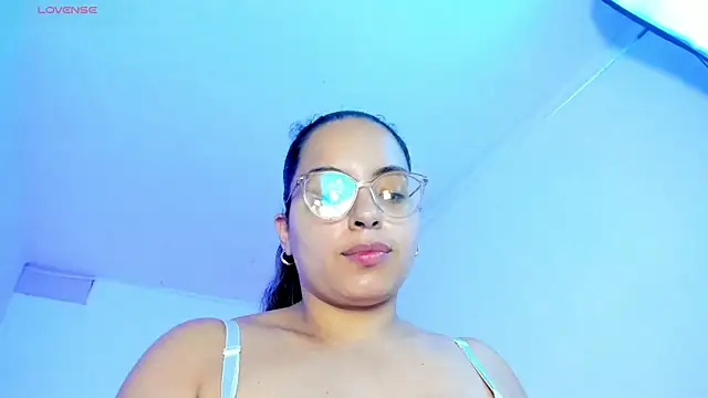 milkqueenboobs online show from June 12, 3:55 pm