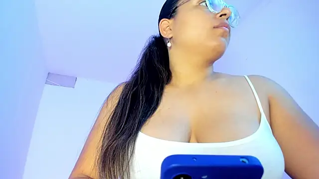 milkqueenboobs online show from July 24, 5:33 pm