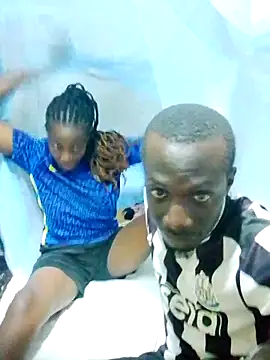 Snapshot of Lawal-Briana chatting on May 26, 6:37 pm Lawal-Briana online show from May 26, 6:37 pm