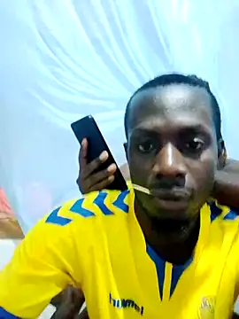 Snapshot of Lawal-Briana chatting on May 28, 7:00 pm Lawal-Briana online show from May 28, 7:00 pm