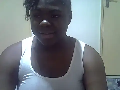 Snapshot of evethegurl chatting on June 1, 9:33 am evethegurl online show from June 1, 9:33 am