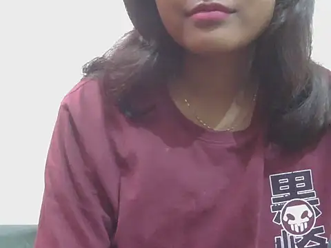 Diana Penty online show from July 16, 2:23 pm