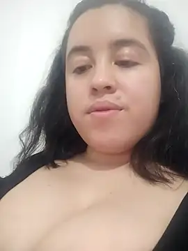 Snapshot of nia_taylorX chatting on June 15, 4:47 am nia taylorX online show from June 15, 4:47 am