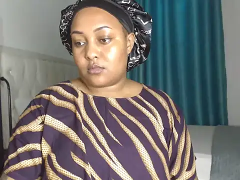 Snapshot of Mamacita_Boo chatting on June 8, 2:50 pm Mamacita Boo online show from June 8, 2:50 pm