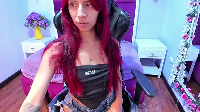 NinaaXXX  online show from June 9, 10:10 pm