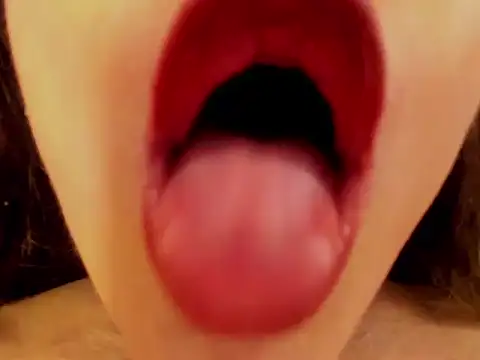 Snapshot of EvaLouisex_ chatting on June 14, 2:24 am EvaLouisex online show from June 14, 2:24 am