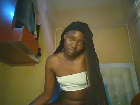 Preetygirlyz online show from July 21, 9:44 am