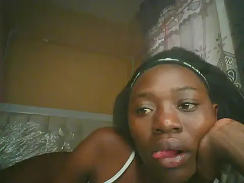 Preetygirlyz online show from July 24, 11:41 am