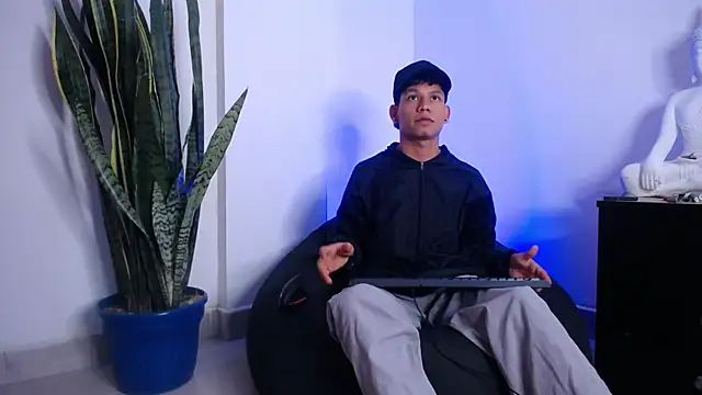 Snapshot of ThiagoFerrer_ chatting on May 29, 6:00 am ThiagoFerrer online show from May 29, 6:00 am