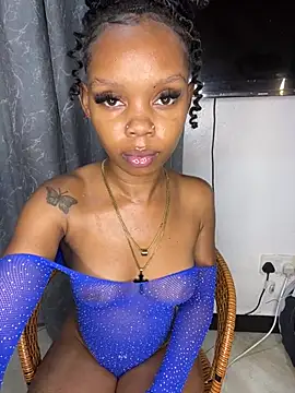 Snapshot of sexyie_caramel chatting on June 26, 5:28 pm sexyie caramel online show from June 26, 5:28 pm