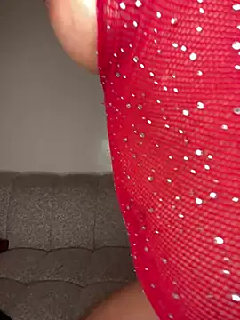 Snapshot of sexyie_caramel chatting on July 26, 6:26 pm sexyie caramel online show from July 26, 6:26 pm
