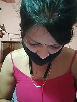 ZOYA-STRIP online show from June 24, 4:28 pm