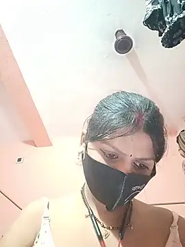ZOYA-STRIP online show from July 29, 6:28 pm