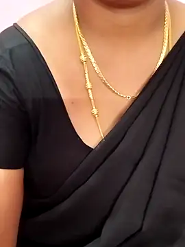 Snapshot of Tamil_Hot_Kulfi chatting on June 6, 3:33 am Tamil Hot Kulfi online show from June 6, 3:33 am