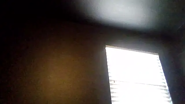 Tallhungcloudyyy online show from June 2, 11:29 pm