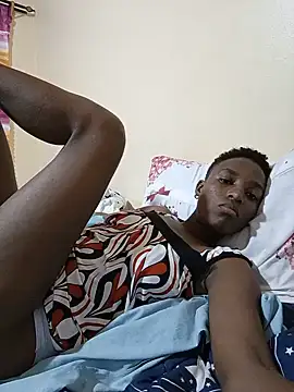 Snapshot of Tatswee chatting on June 7, 4:44 pm Tatswee online show from June 7, 4:44 pm