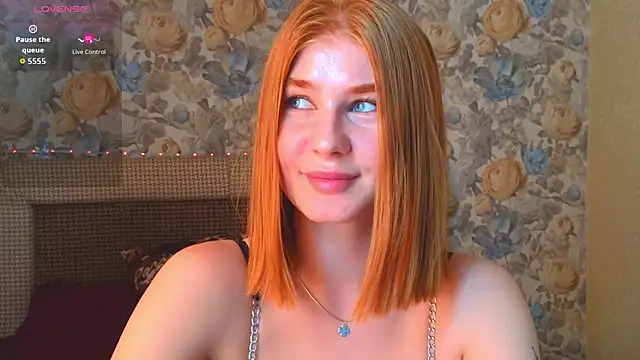 Juli Ginger online show from July 18, 3:27 pm