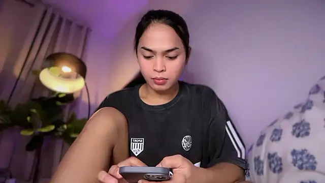 Amylaa online show from June 18, 4:44 pm