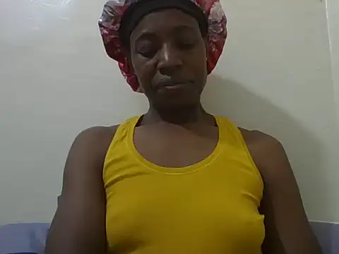 Eebony Bubbly online show from June 9, 2:50 pm