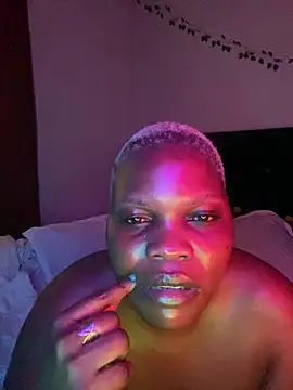 Snapshot of hornygloria9 chatting on July 15, 1:27 pm hornygloria9 online show from July 15, 1:27 pm
