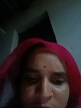 RAJNI CUTY69 online show from July 19, 1:48 pm