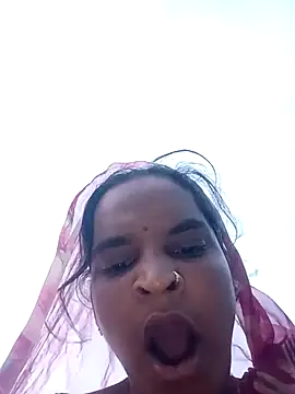 RAJNI CUTY69 online show from August 2, 1:42 pm