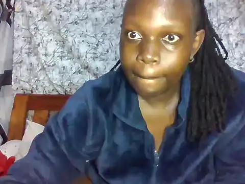 Snapshot of sweetcandie6 chatting on June 14, 3:58 pm sweetcandie6 online show from June 14, 3:58 pm