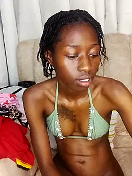 MyrahEbony online show from July 7, 10:58 pm