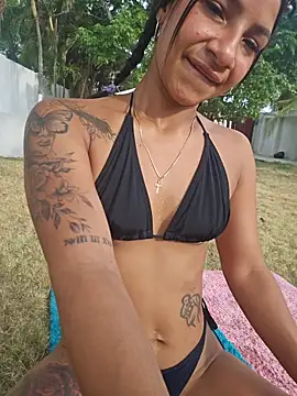 Snapshot of Andra_Barcelo chatting on June 4, 12:22 pm Andra Barcelo online show from June 4, 12:22 pm