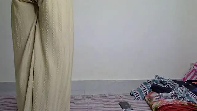 Snapshot of lovely_jullyy chatting on June 8, 2:17 pm lovely jullyy online show from June 8, 2:17 pm
