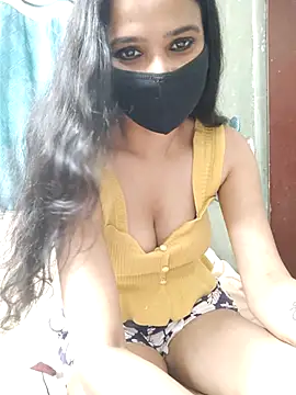 Snapshot of Amrita_Thakur01 chatting on June 4, 6:19 am Amrita Thakur01 online show from June 4, 6:19 am